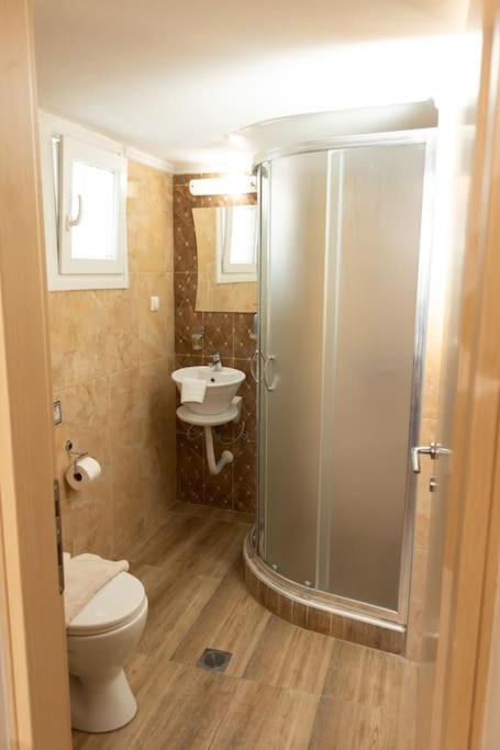 Spacious Apartment In Old Town - Private Parking Thessalonique Extérieur photo
